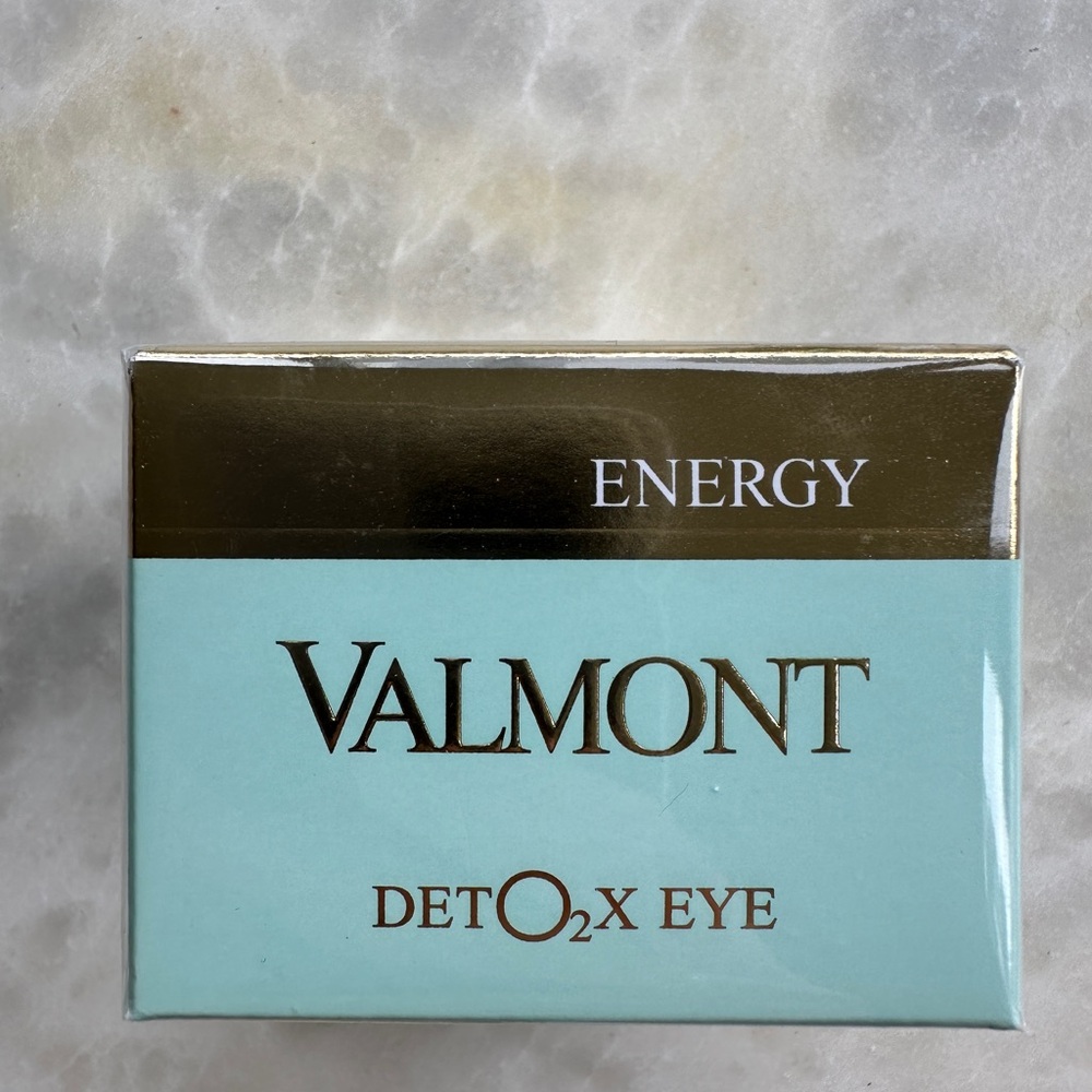 Valmont detox eye cream